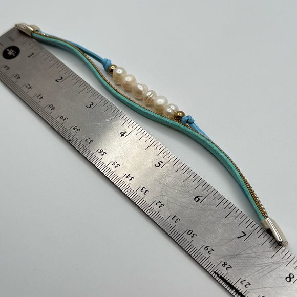 Freshwater Pearl & Clear Rhinestone Blue Leather Wrap Bracelet 6.5” Magnetic - Picture 6 of 7